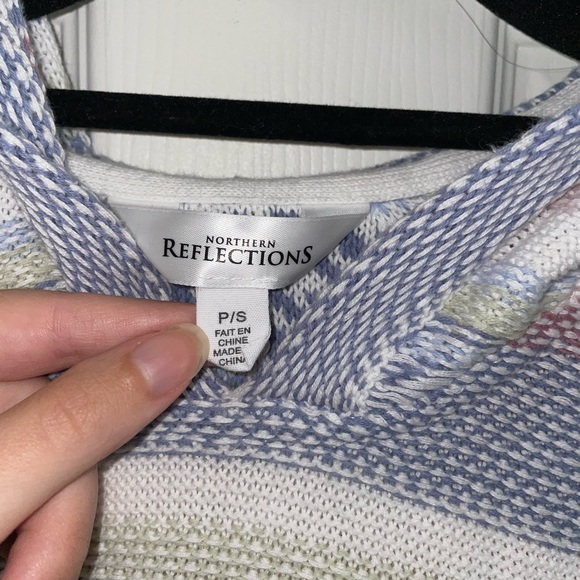 Northern Reflections Patterned Hoodie - Picture 2 of 6